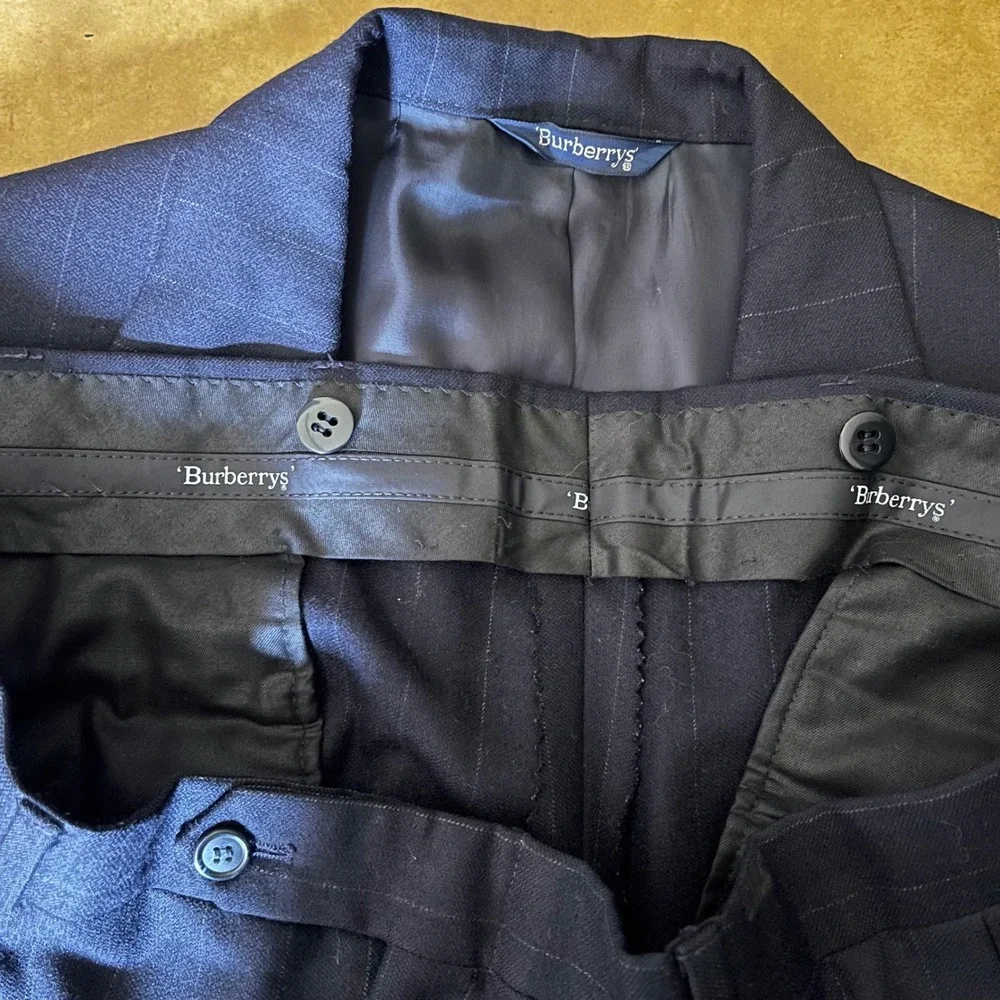 Vintage Burberrys Navy‎ Pinstripe Wool Suit 44L Two Piece Set Made USA
